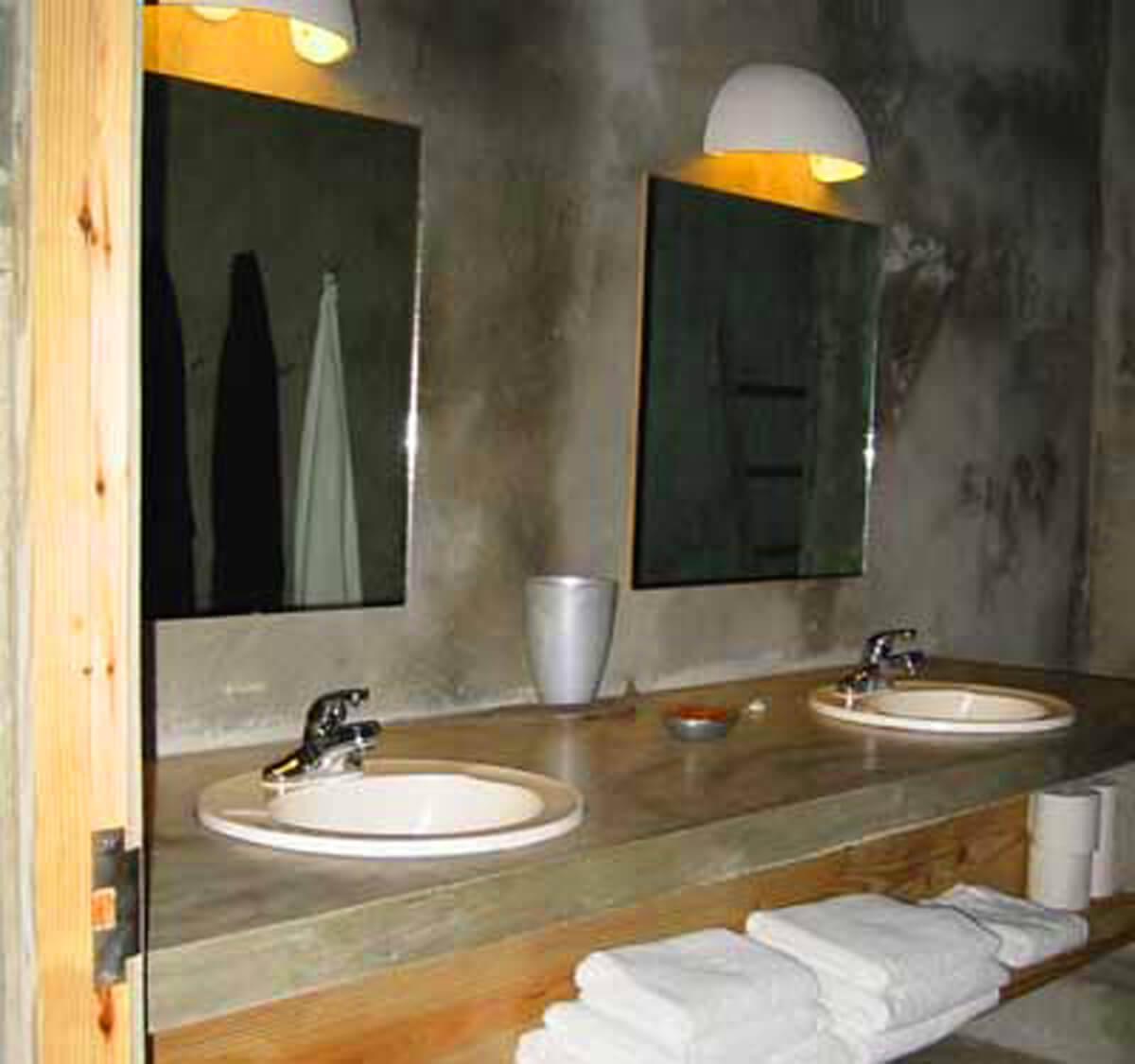 Hix Island House bathroom in Vieques Island