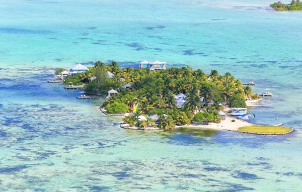 Rent your own private island at Cayo Espanto!