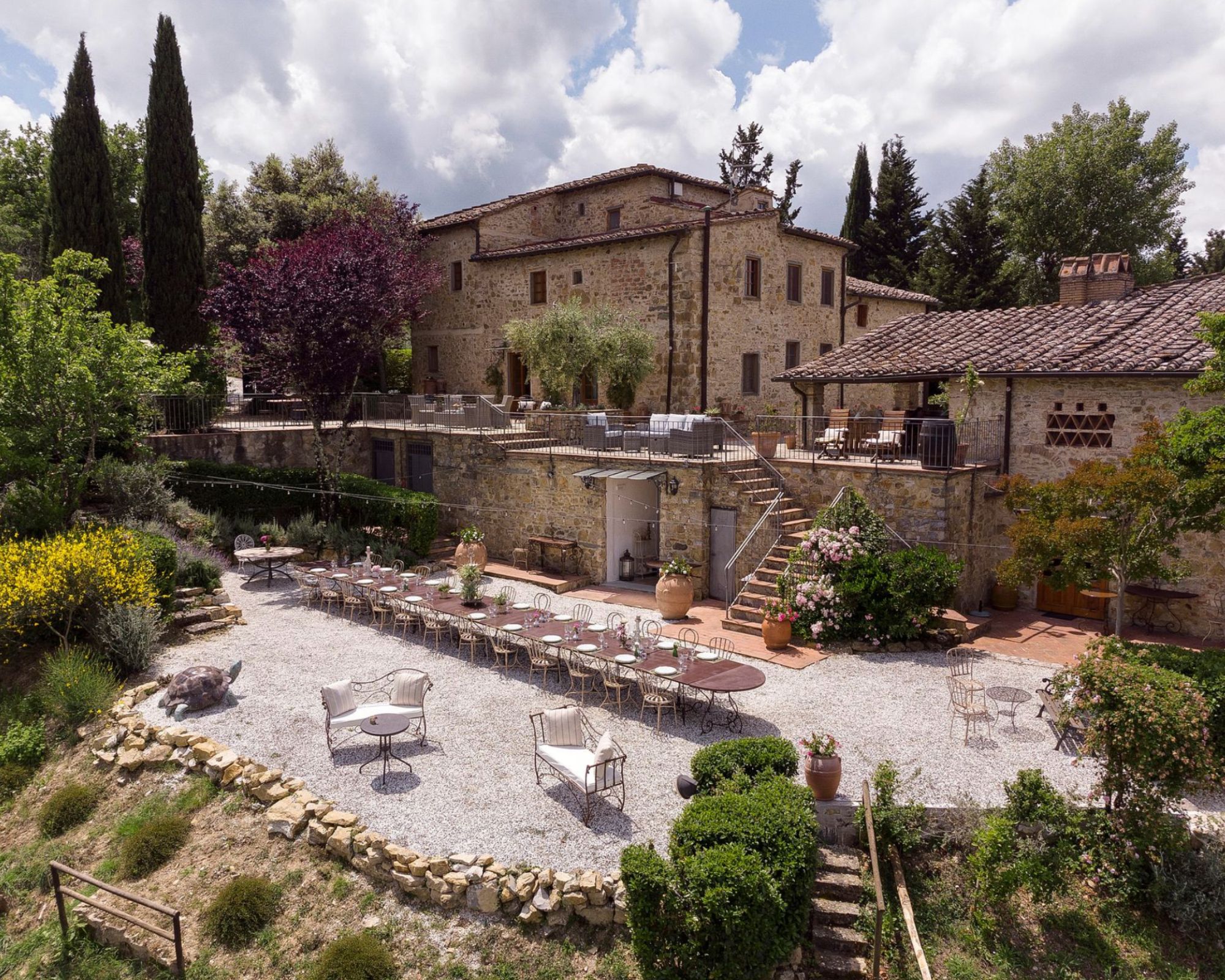 Luxury Villas in Tuscany: Experience Timeless Elegance \u0026 Breathtaking Views  | WhereToStay Magazine, image size:2000x1600
