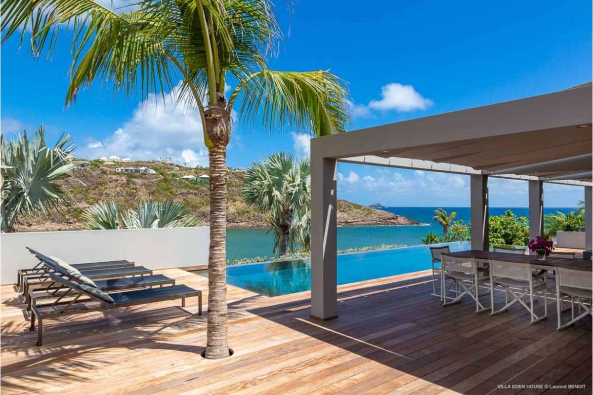 Sun deck