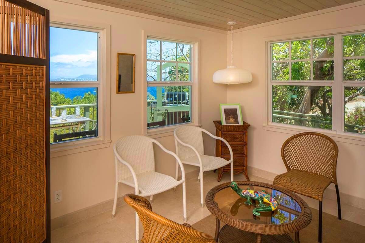 Cottage - Sitting area