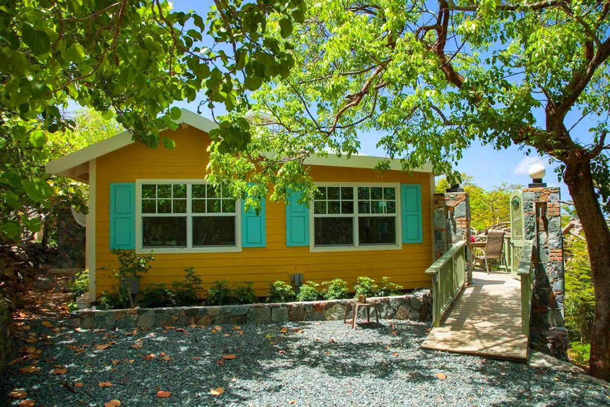 The separate cottage 