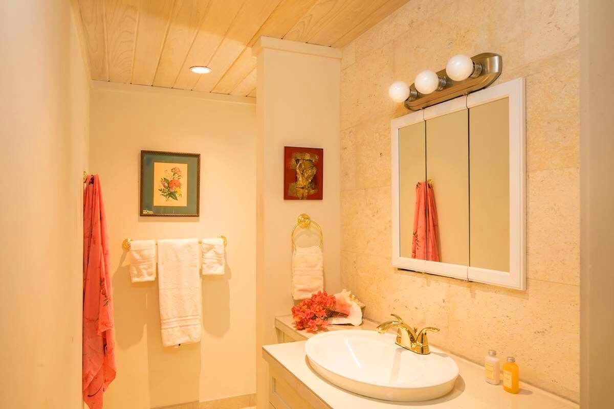 En suite bathroom