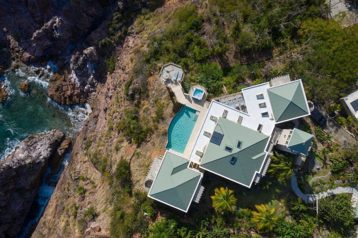 The Point at Maria Bluff villa photo.