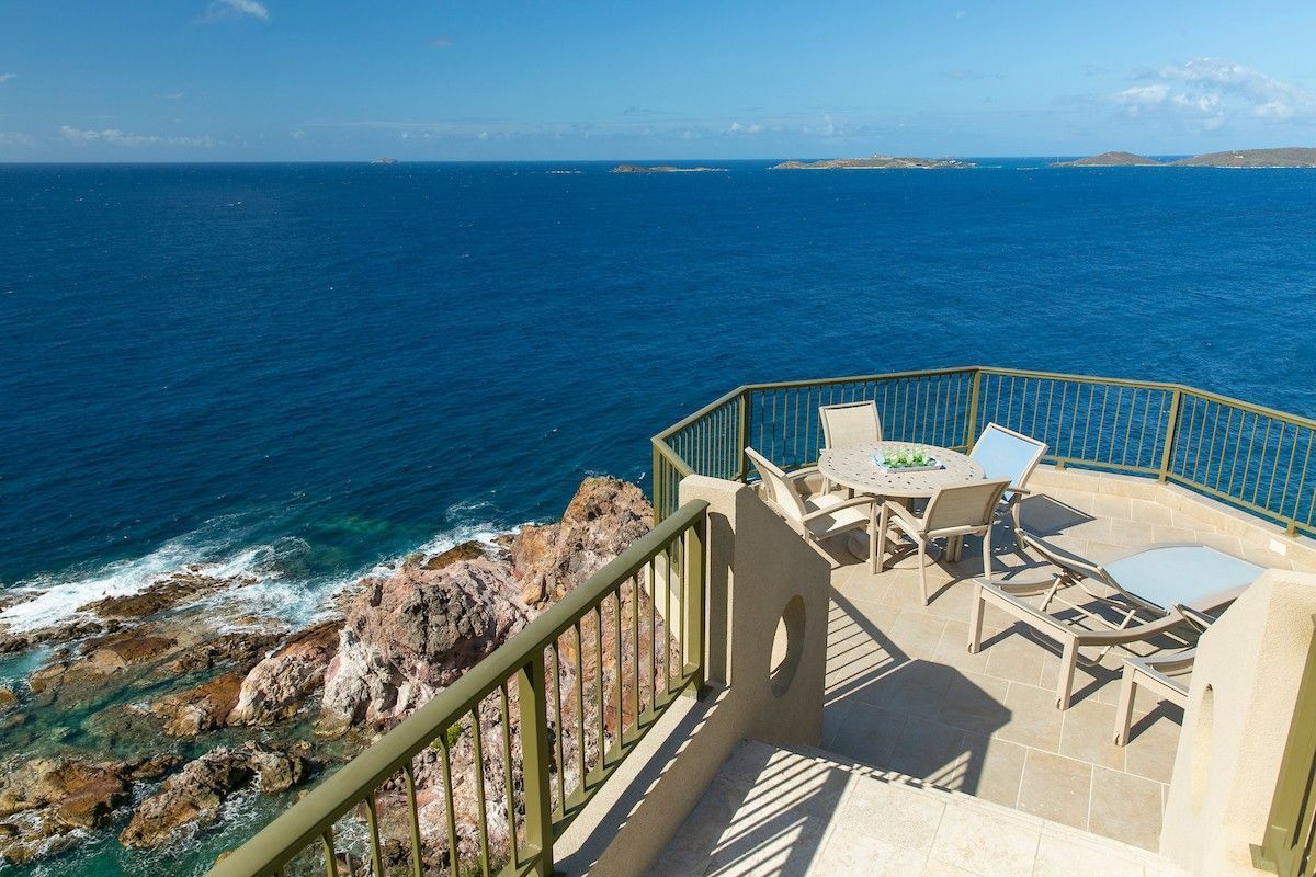 The Point at Maria Bluff villa photo.