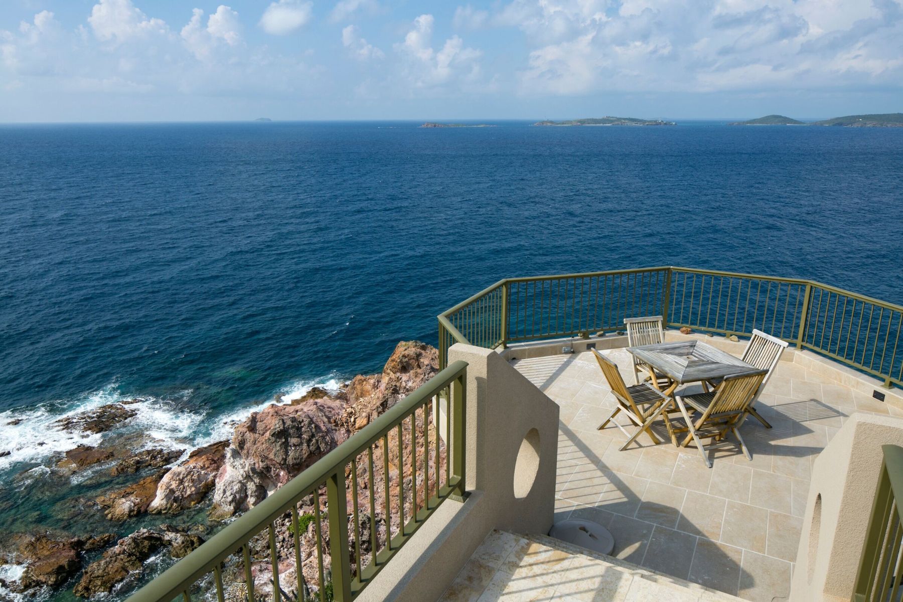 The Point at Maria Bluff villa photo.