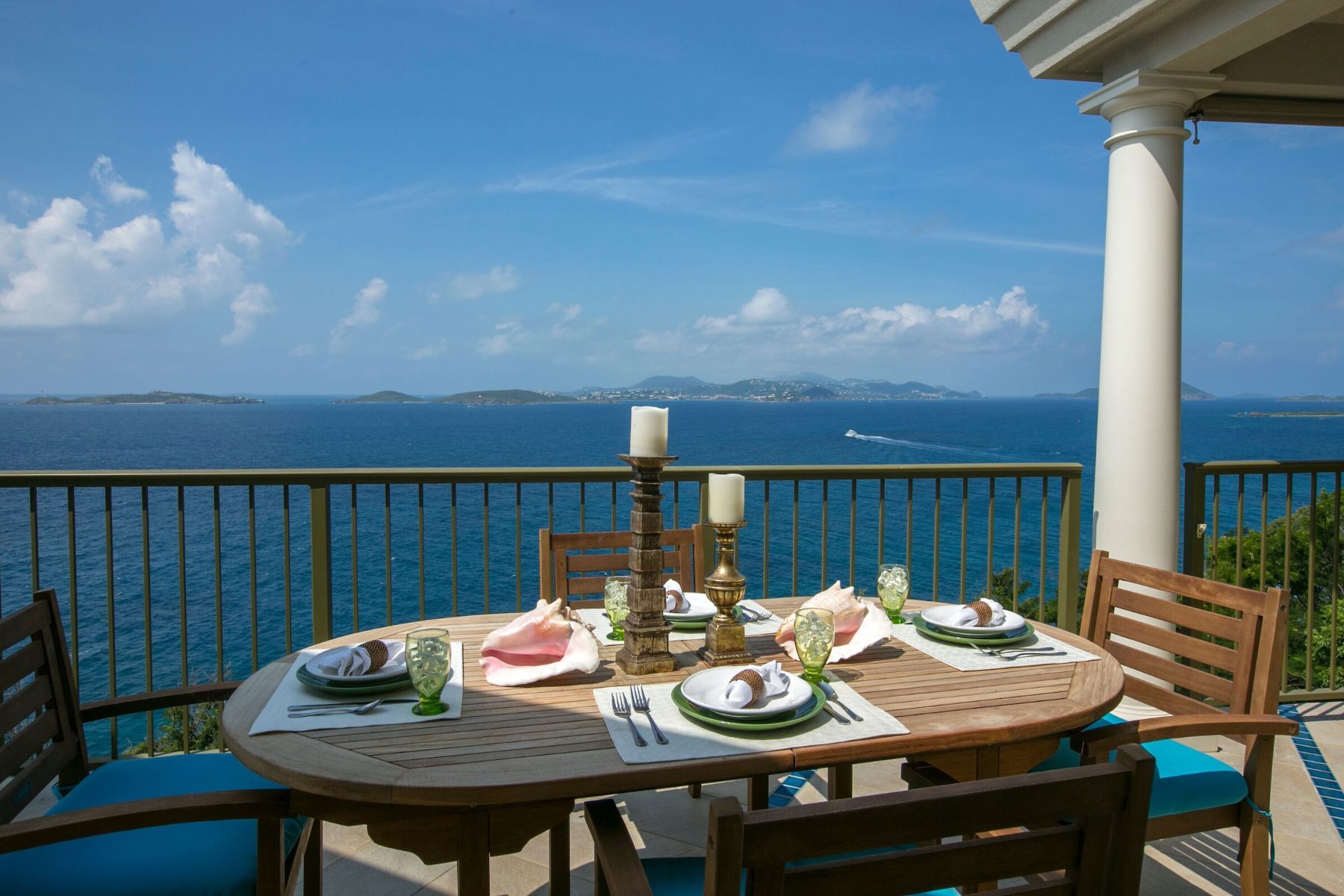 The Point at Maria Bluff villa photo.