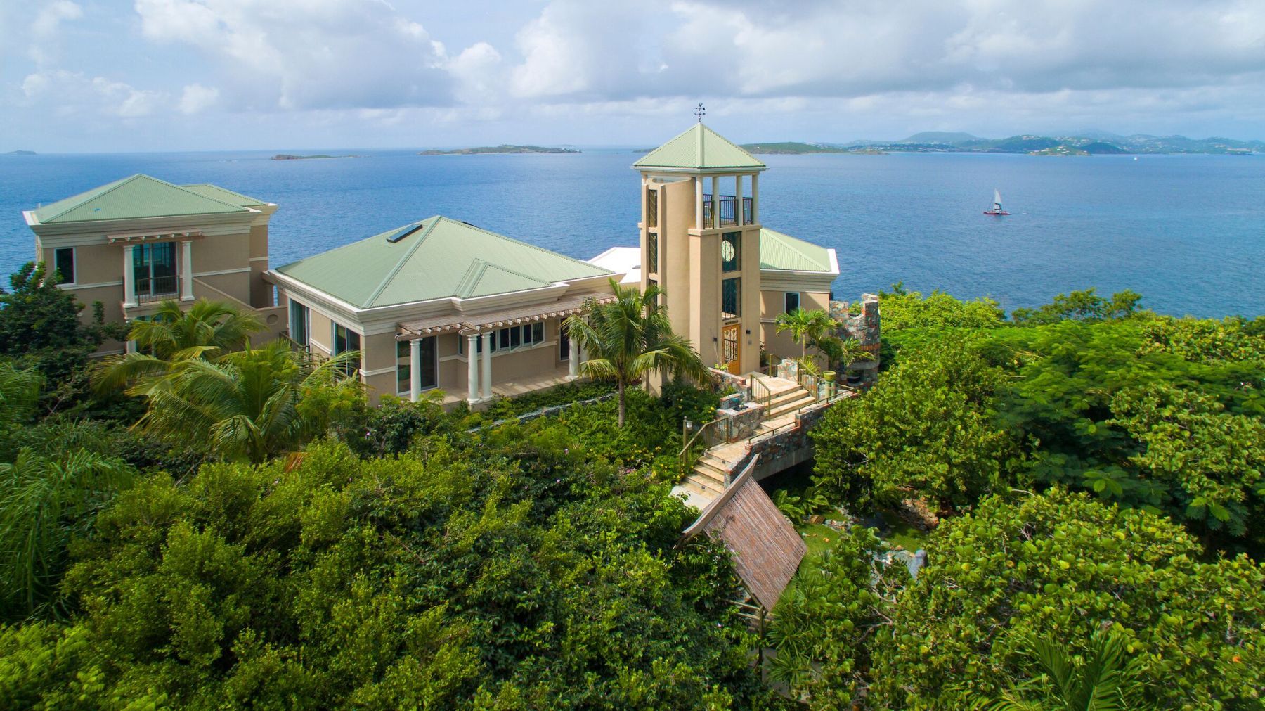 The Point at Maria Bluff villa photo.