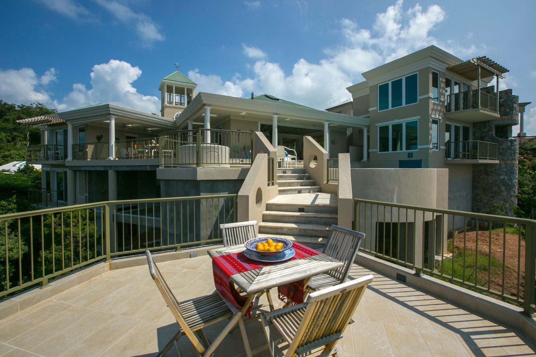 The Point at Maria Bluff villa photo.
