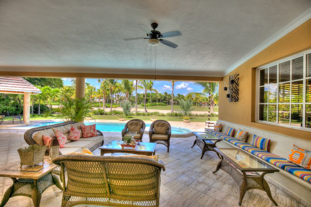 Relax in the out door living area