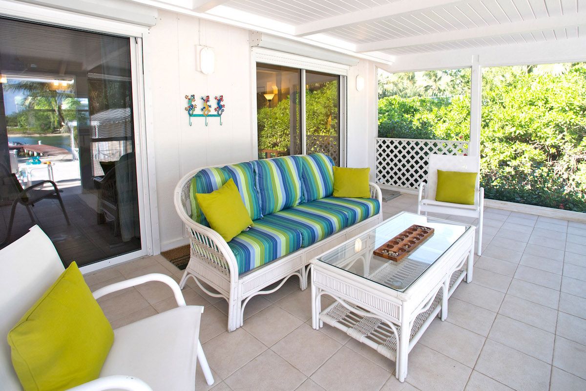 Screened in patio