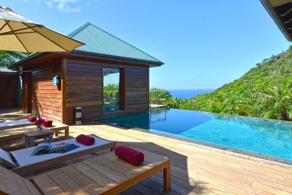 Villa Sauvage has a beautiful pool overlooking the island