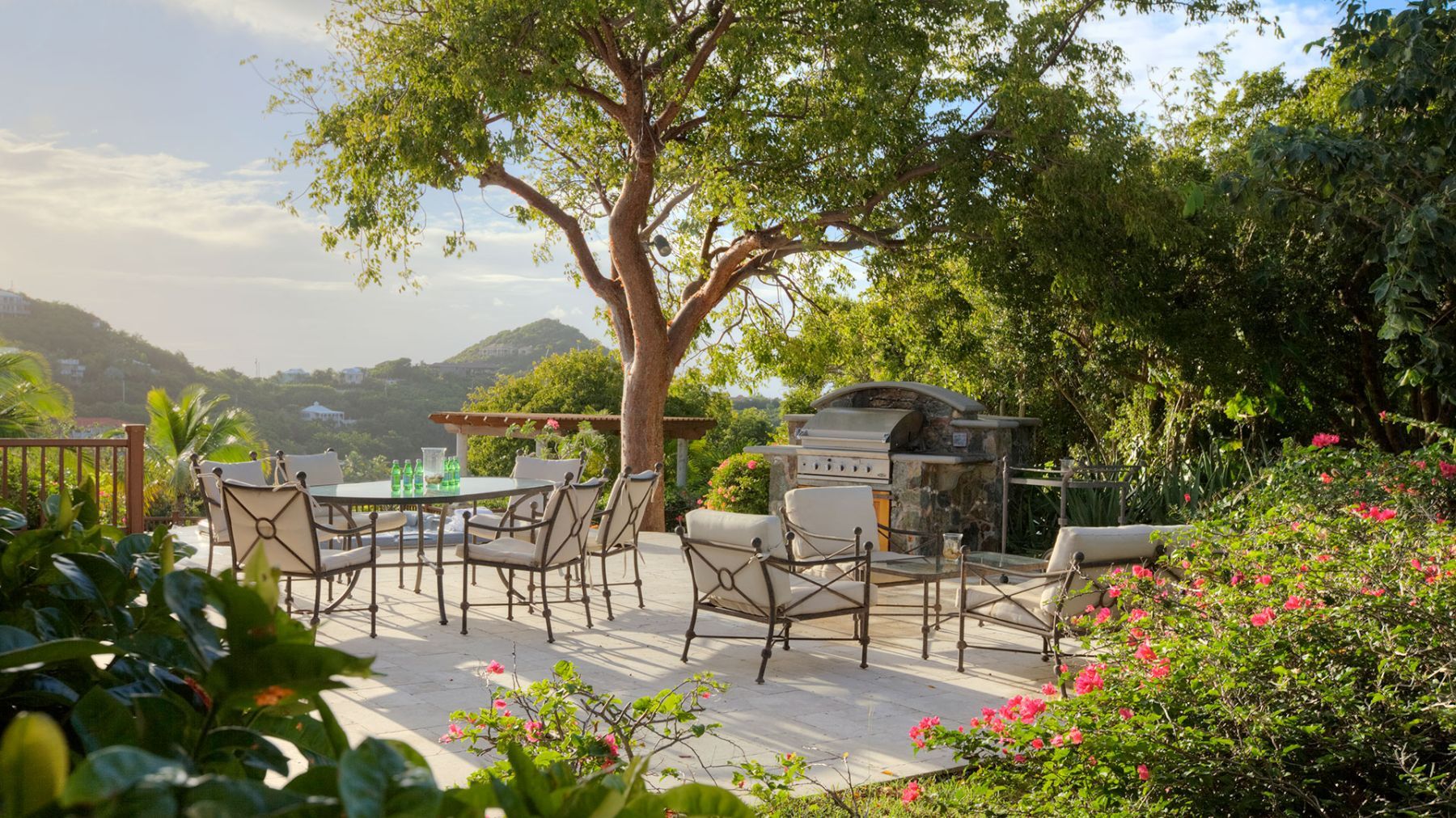 Estate Rose villa photo.