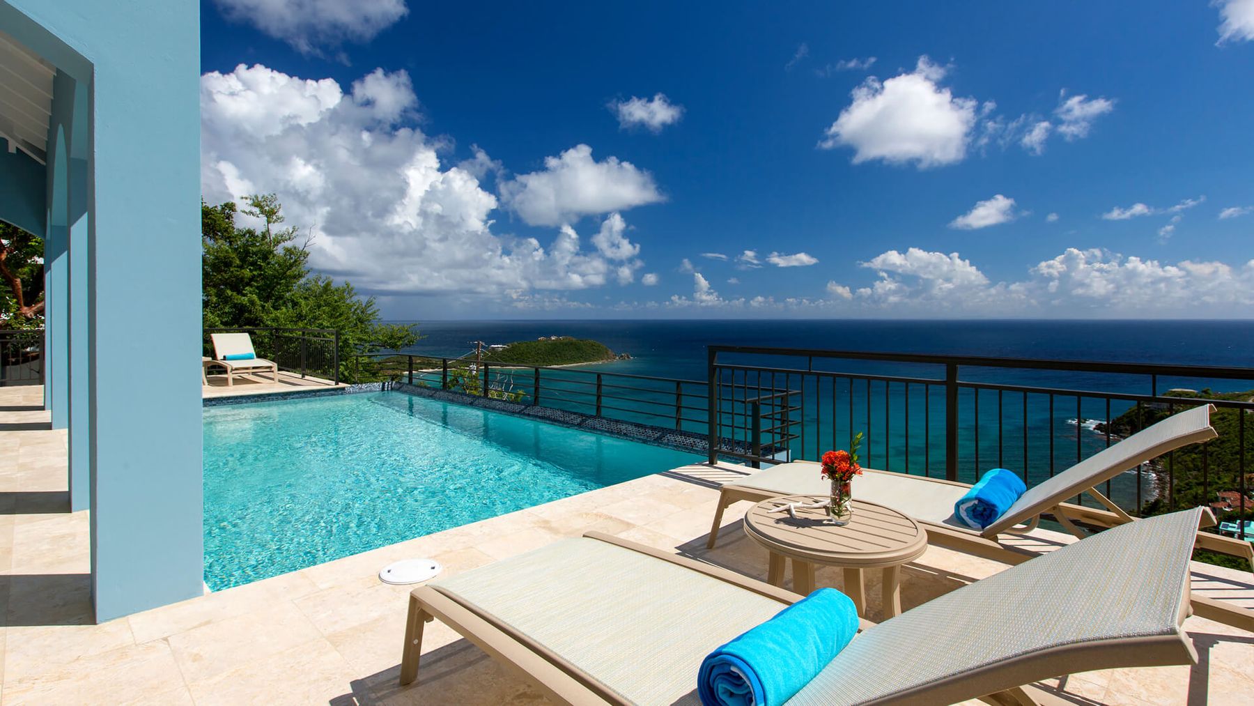 Ballena Blue villa photo.