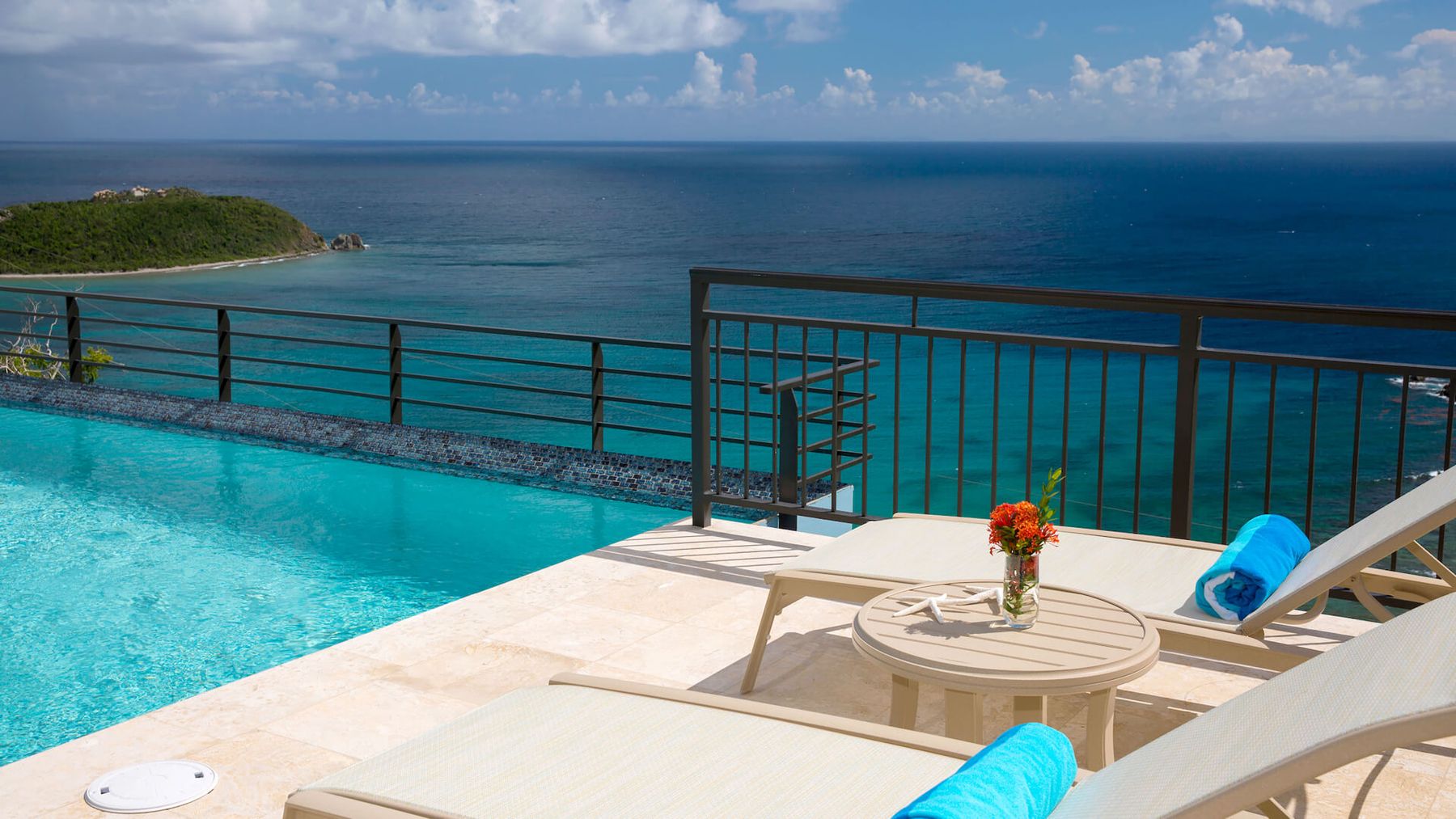 Ballena Blue villa photo.