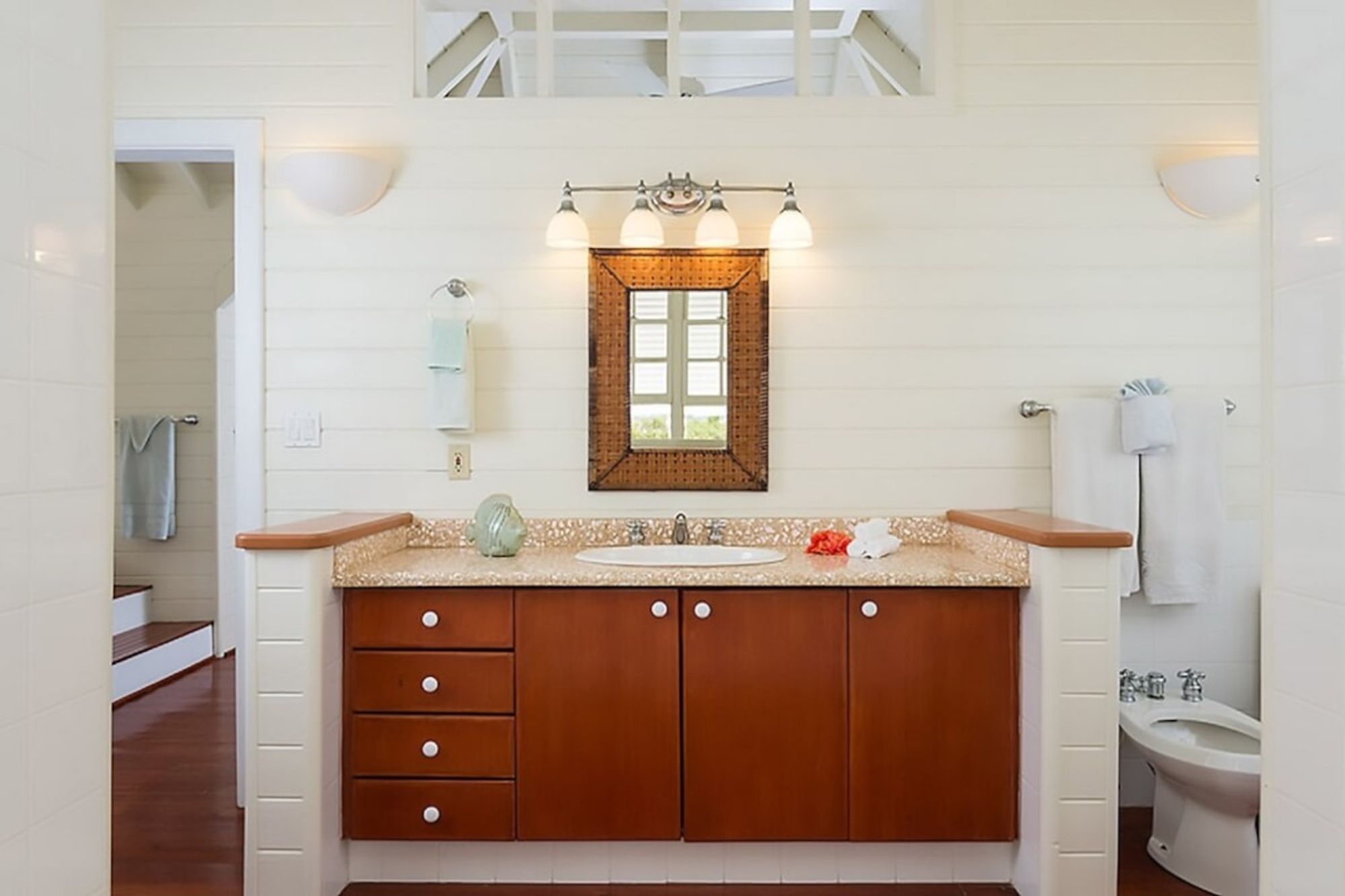 Ensuite master bathroom 