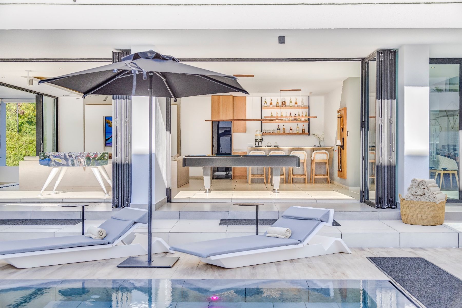Yarari Royale villa photo.