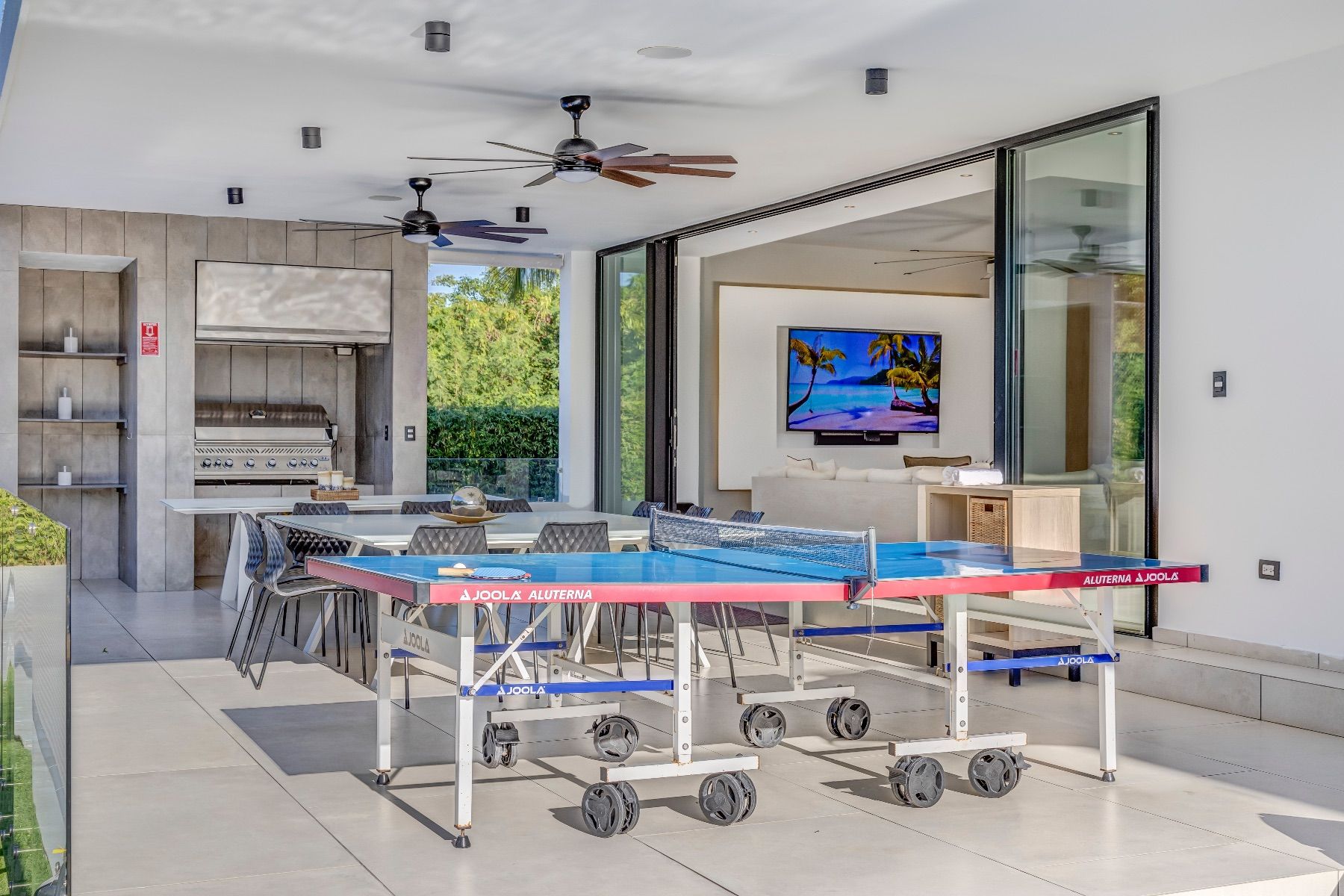 Yarari Royale villa photo.
