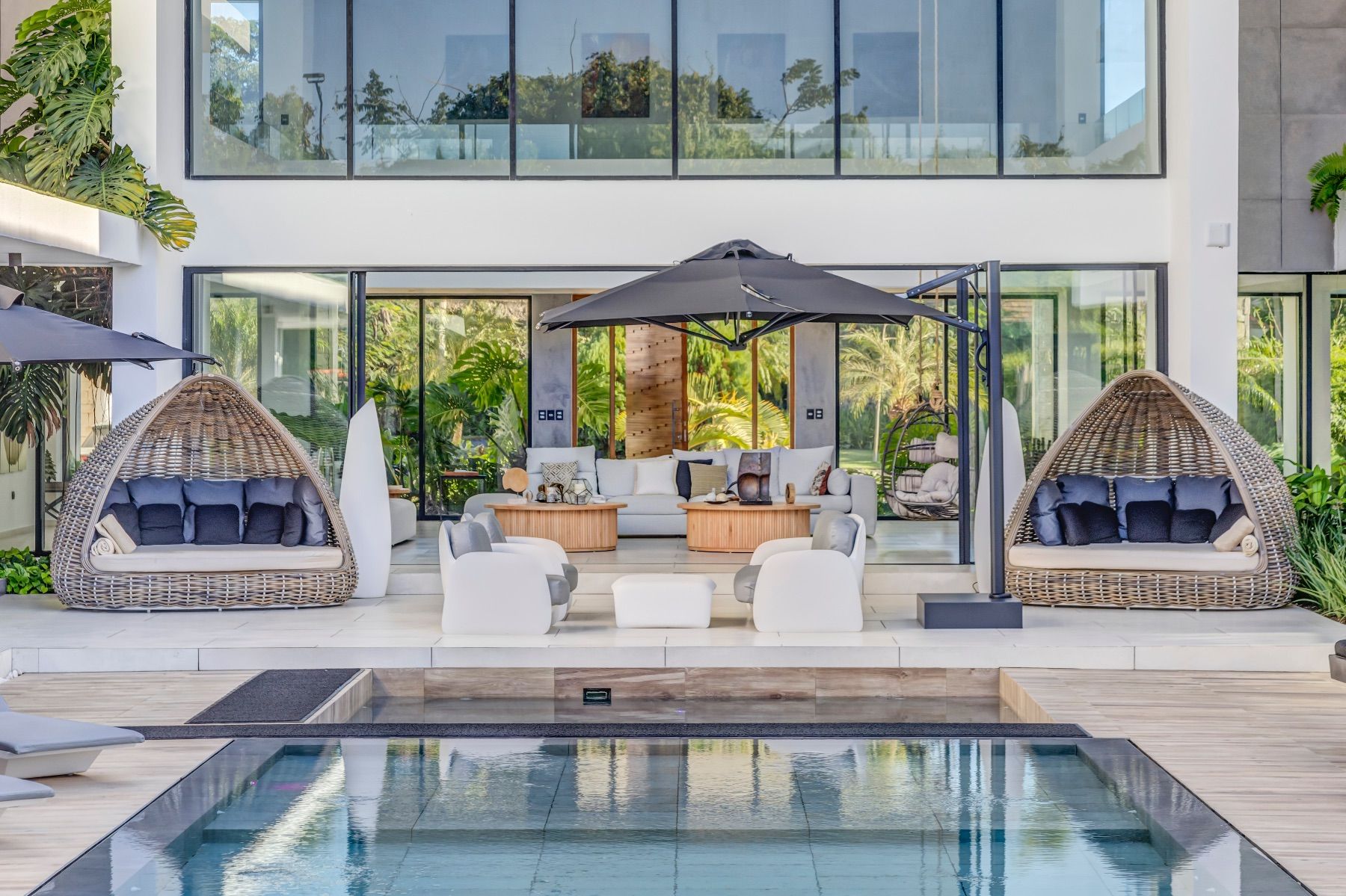 Yarari Royale villa photo.