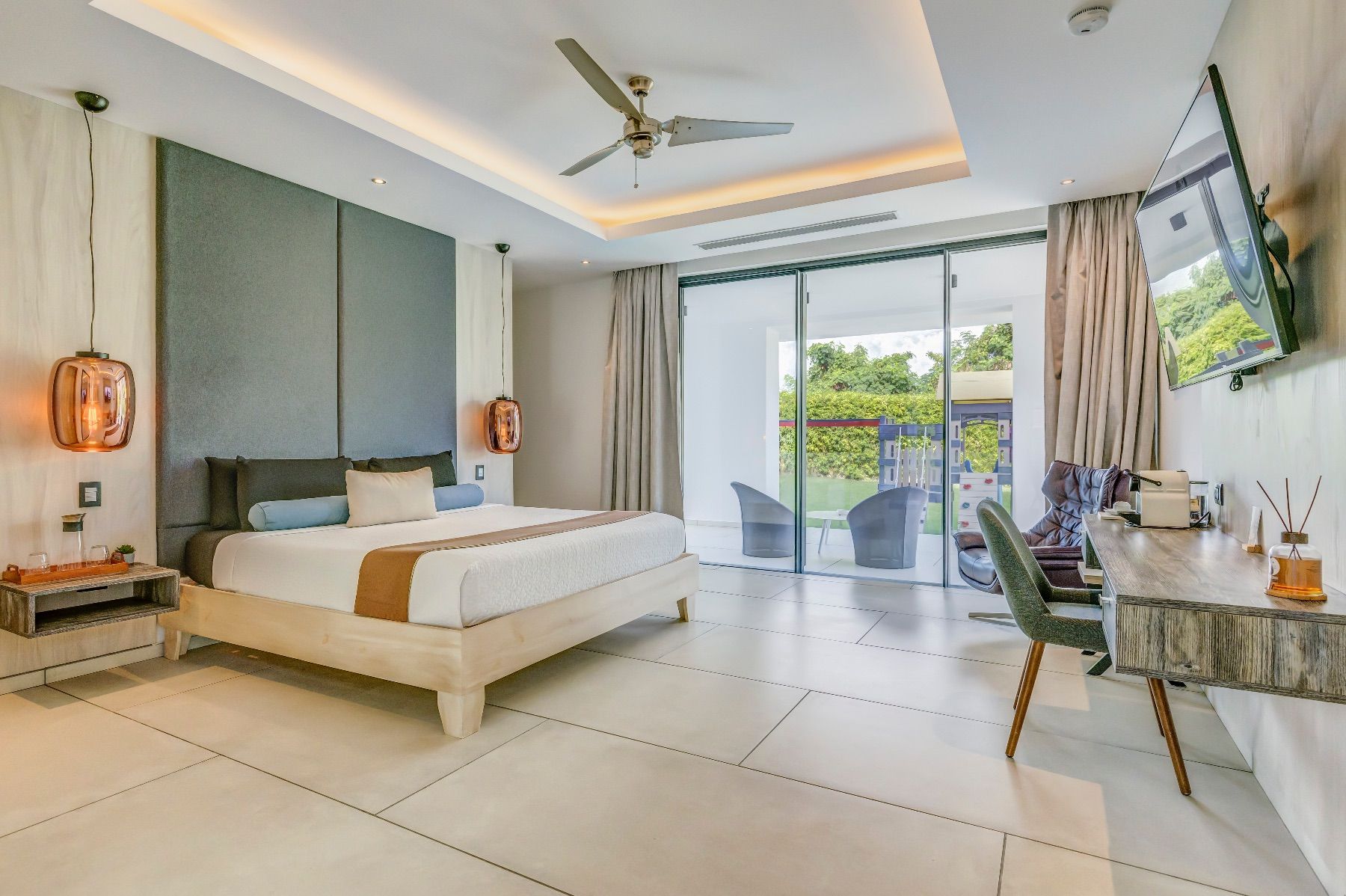 Yarari Royale villa photo.