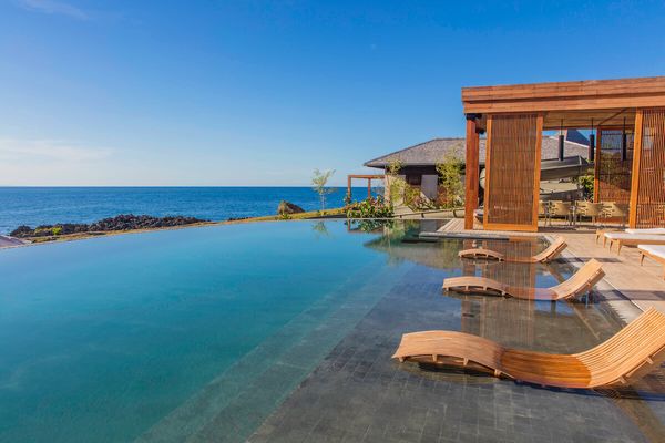 ÀNI Dominican Republic has an amazing infinity edge pool with Caribbean views