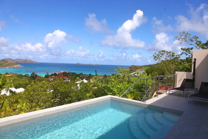 Villa Suite Acajous overlooks the St. Jean Bay