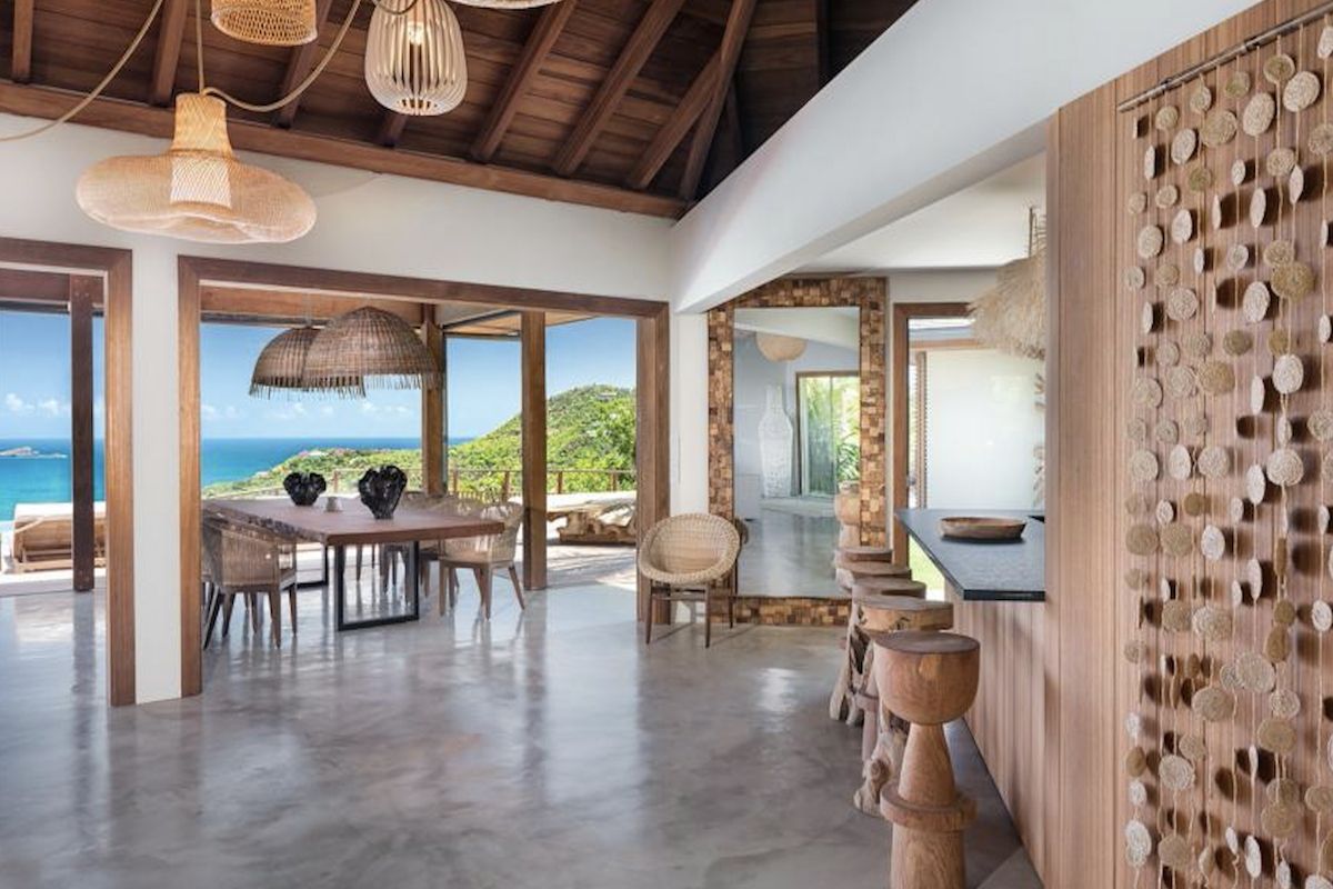 Ixfalia villa photo.