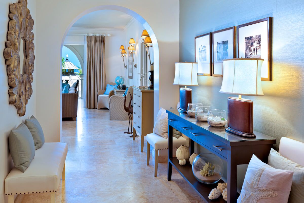 Entry hall at Schooner Bay 204
