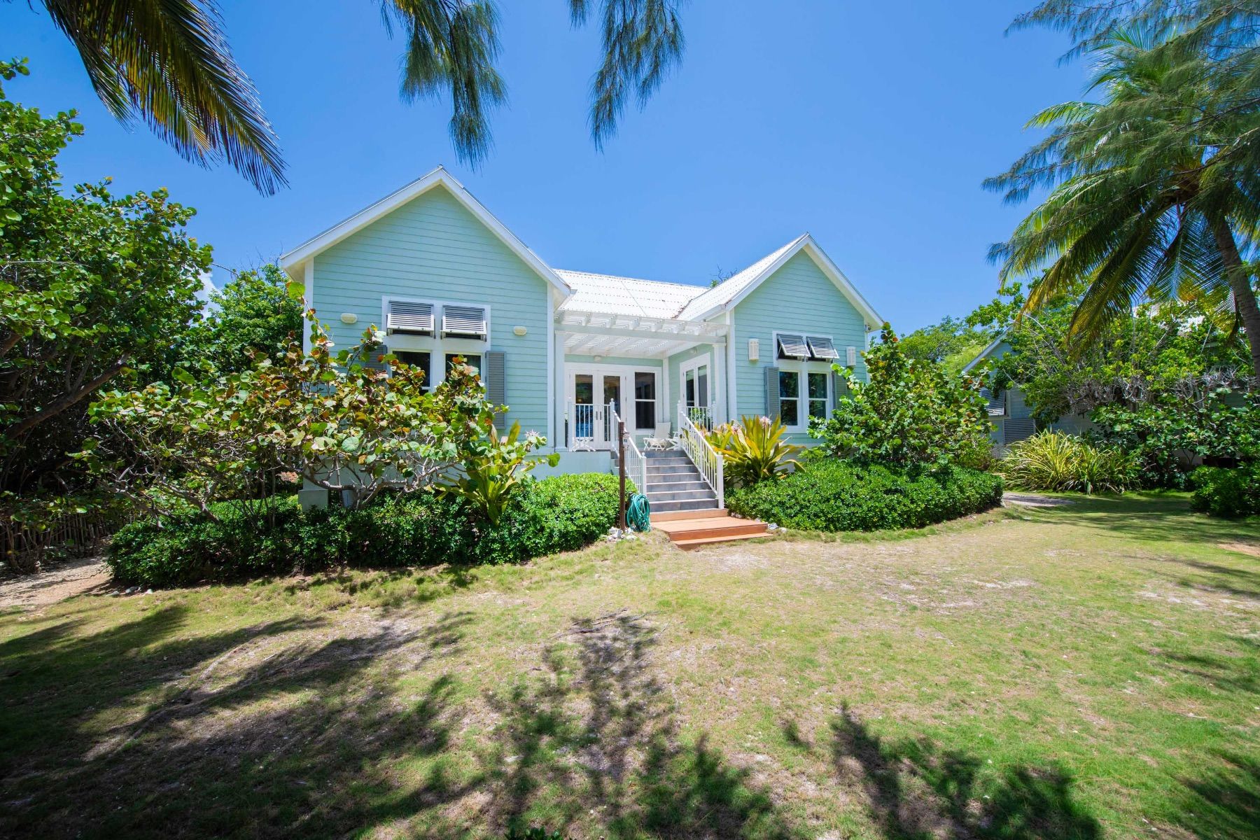 Sea Orchard Retreat villa photo.