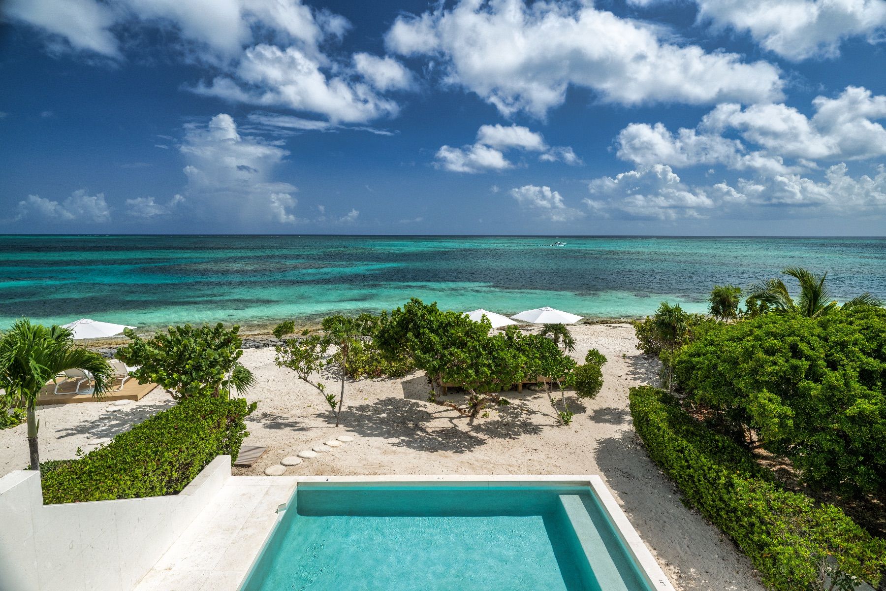Sandpebble villa photo.