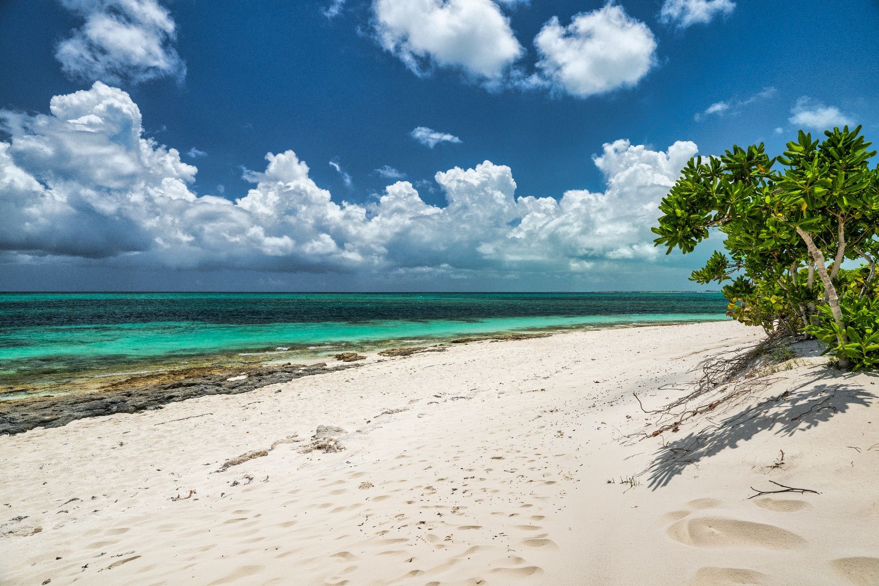Sandpebble villa photo.