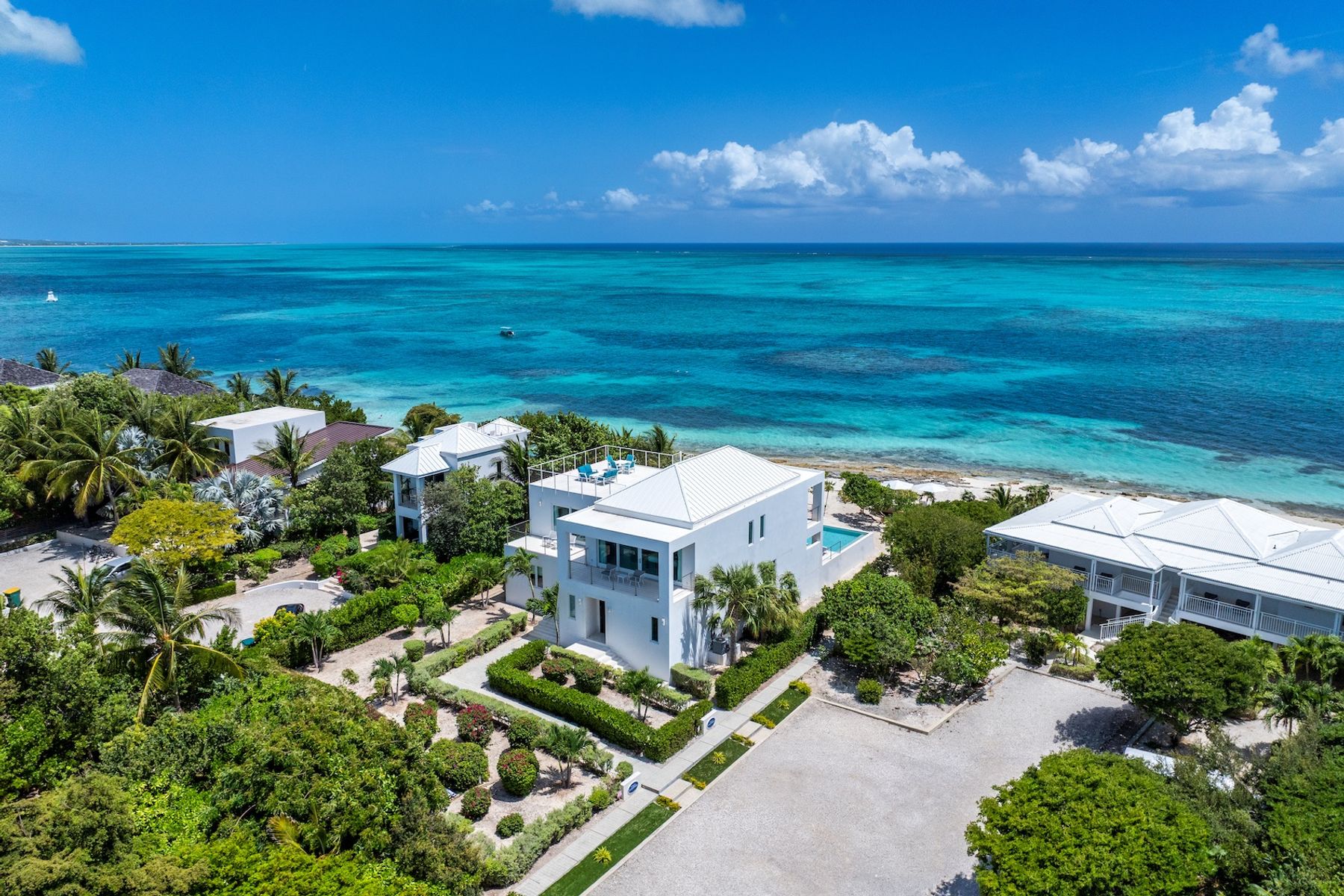 Sandpebble villa photo.