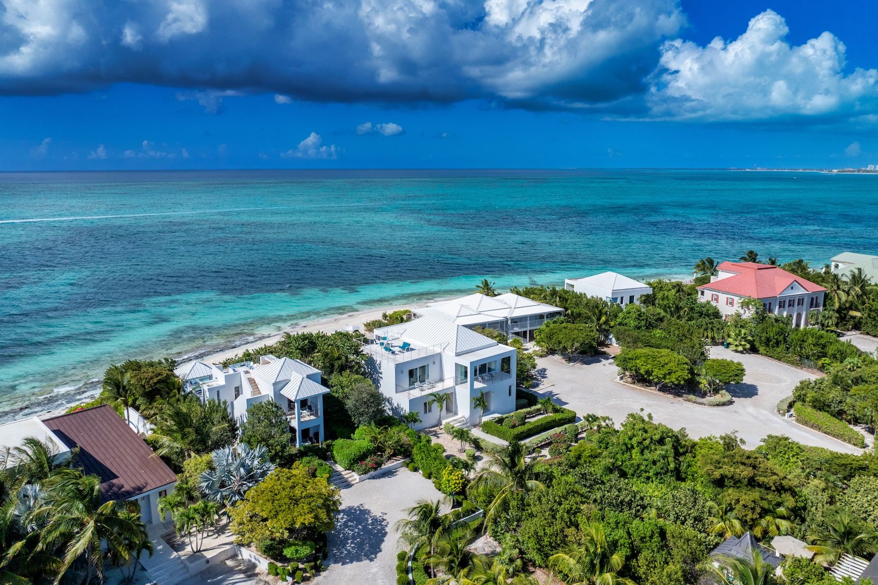 Sandpebble villa photo.