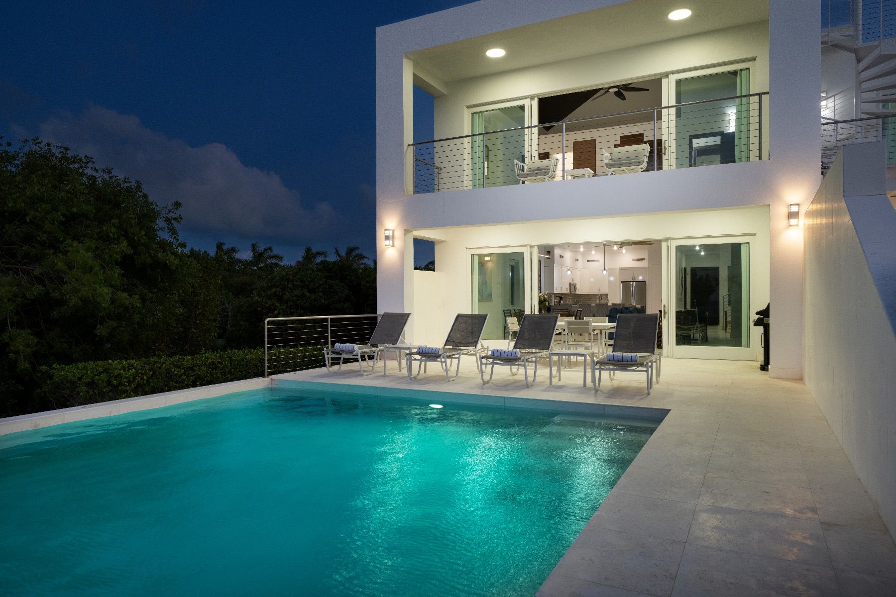 Sandpebble villa photo.
