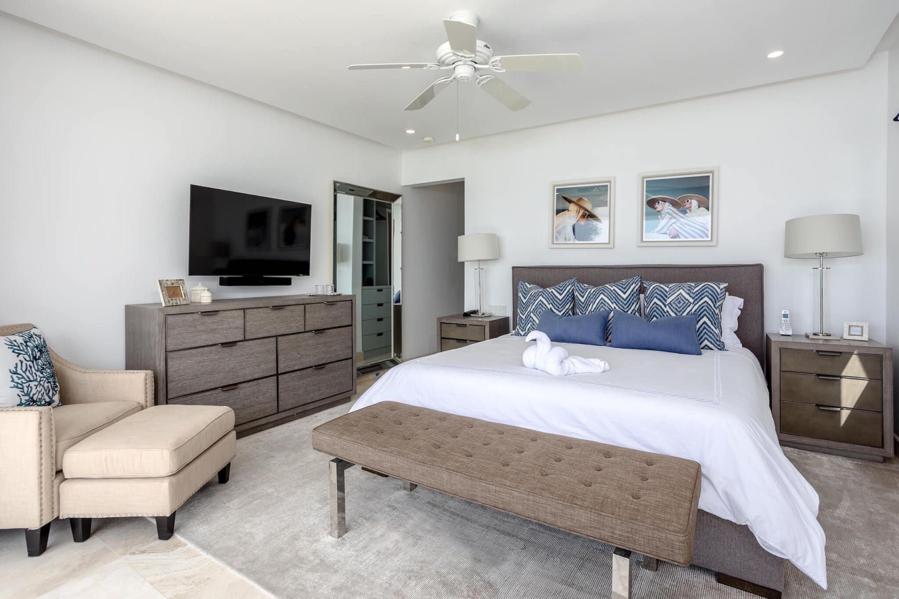 Dolphin Beach House villa photo.