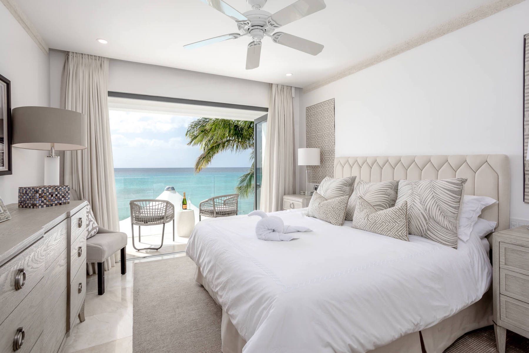 Dolphin Beach House villa photo.