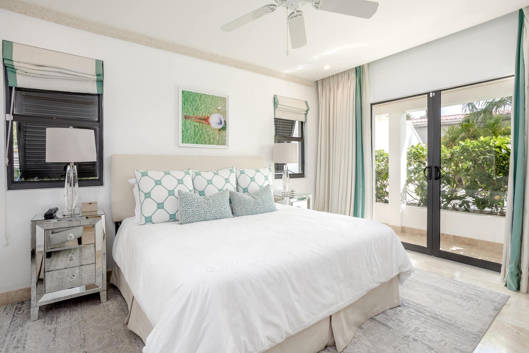 Dolphin Beach House villa photo.