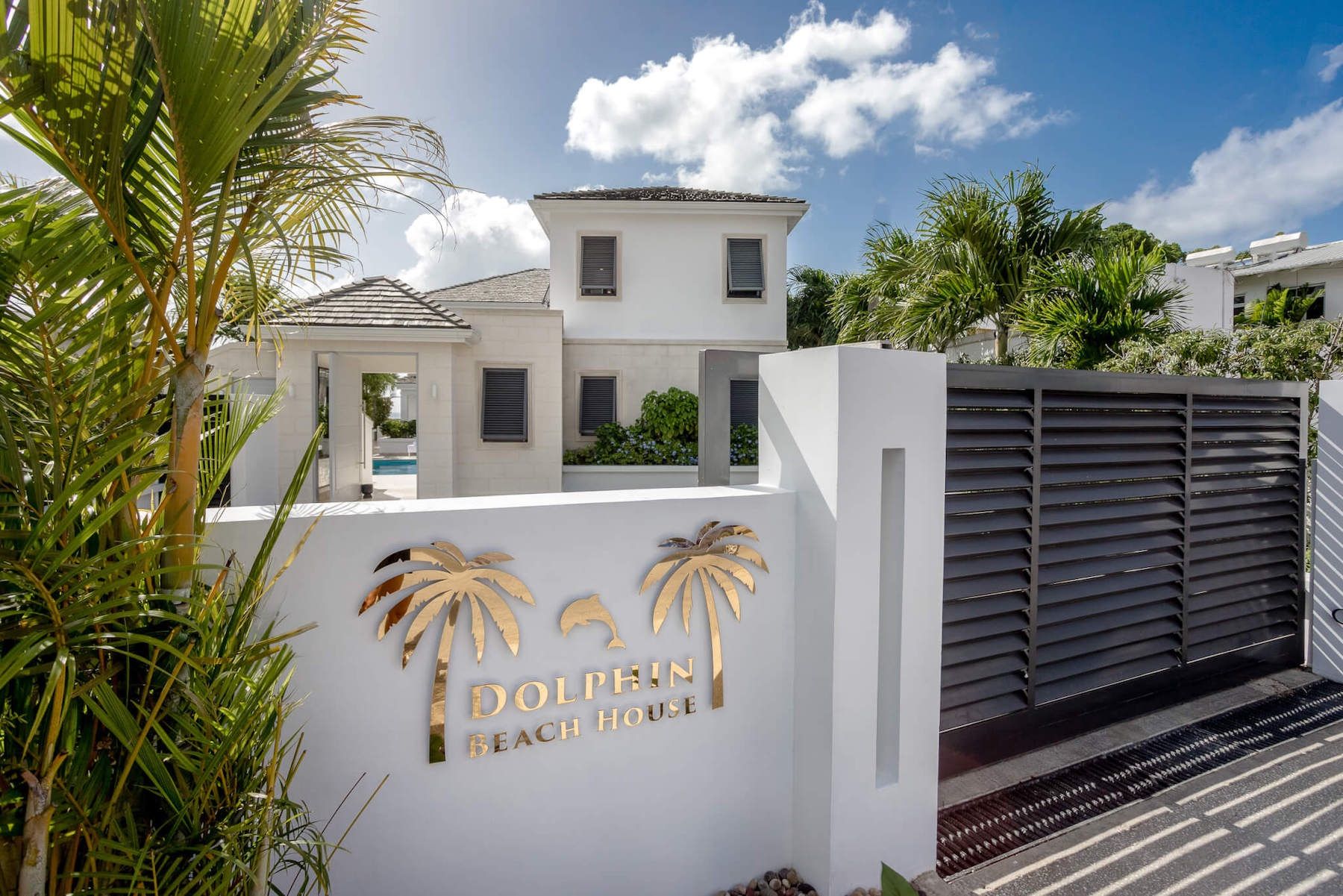 Dolphin Beach House villa photo.