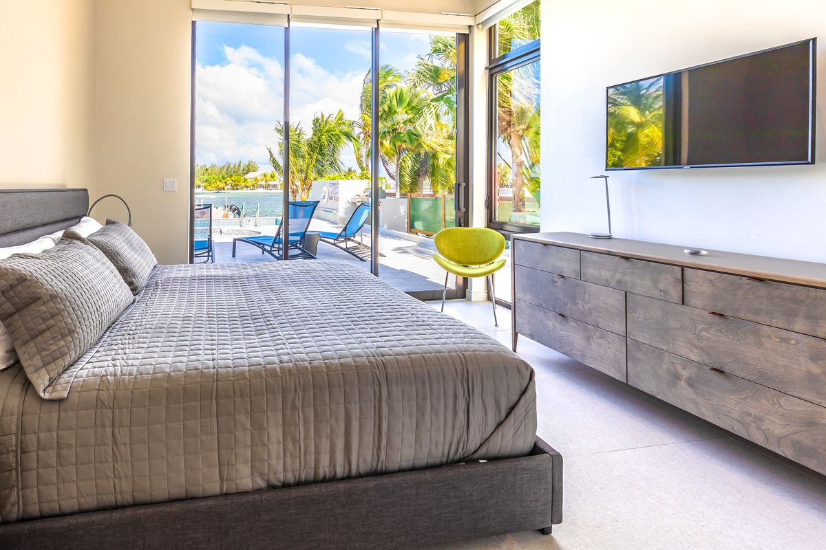 King guest bedroom