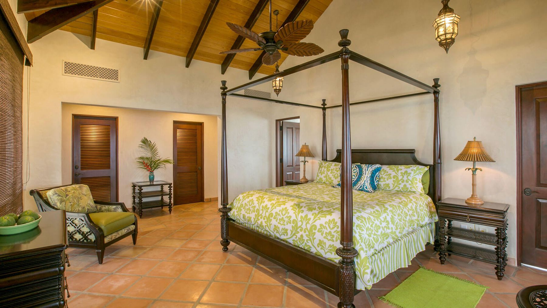 Lime Tree at Peter Bay villa photo.