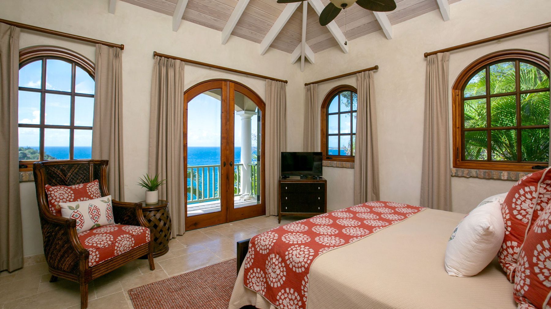 EauSea villa photo.