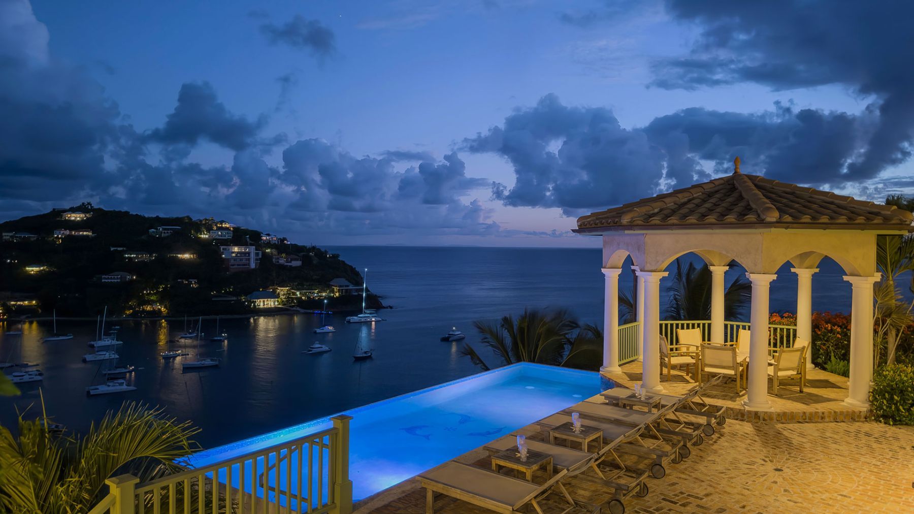EauSea villa photo.