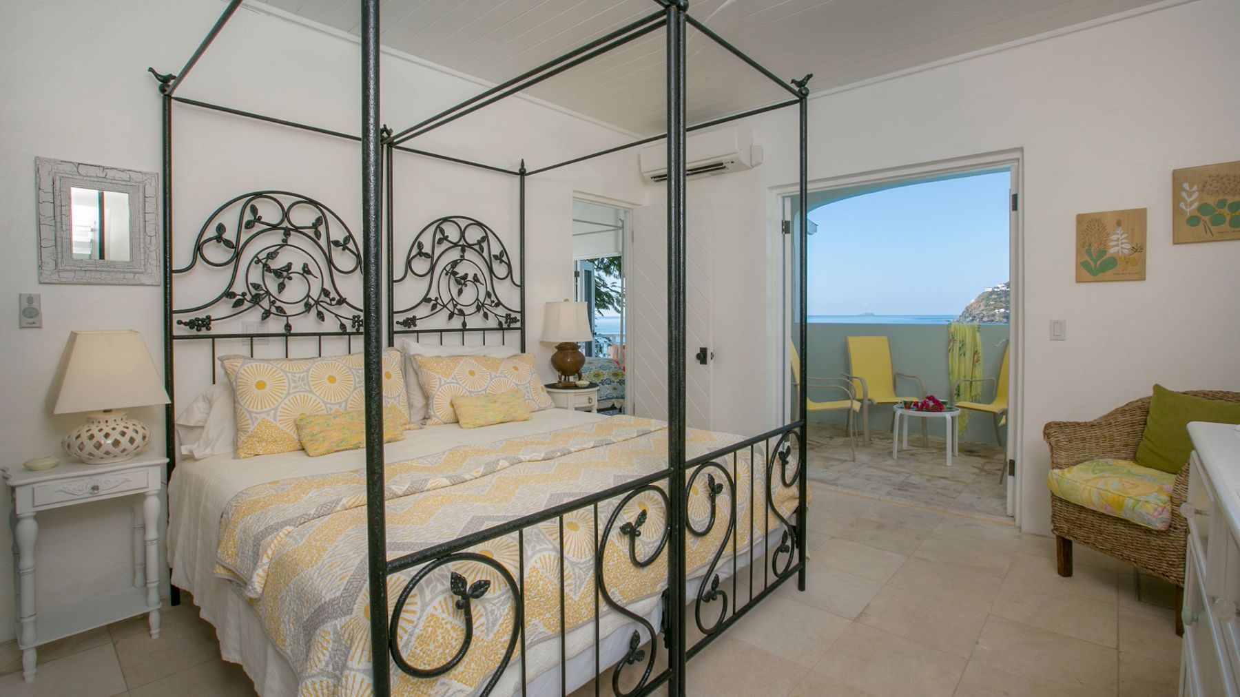 Sea's Edge villa photo.