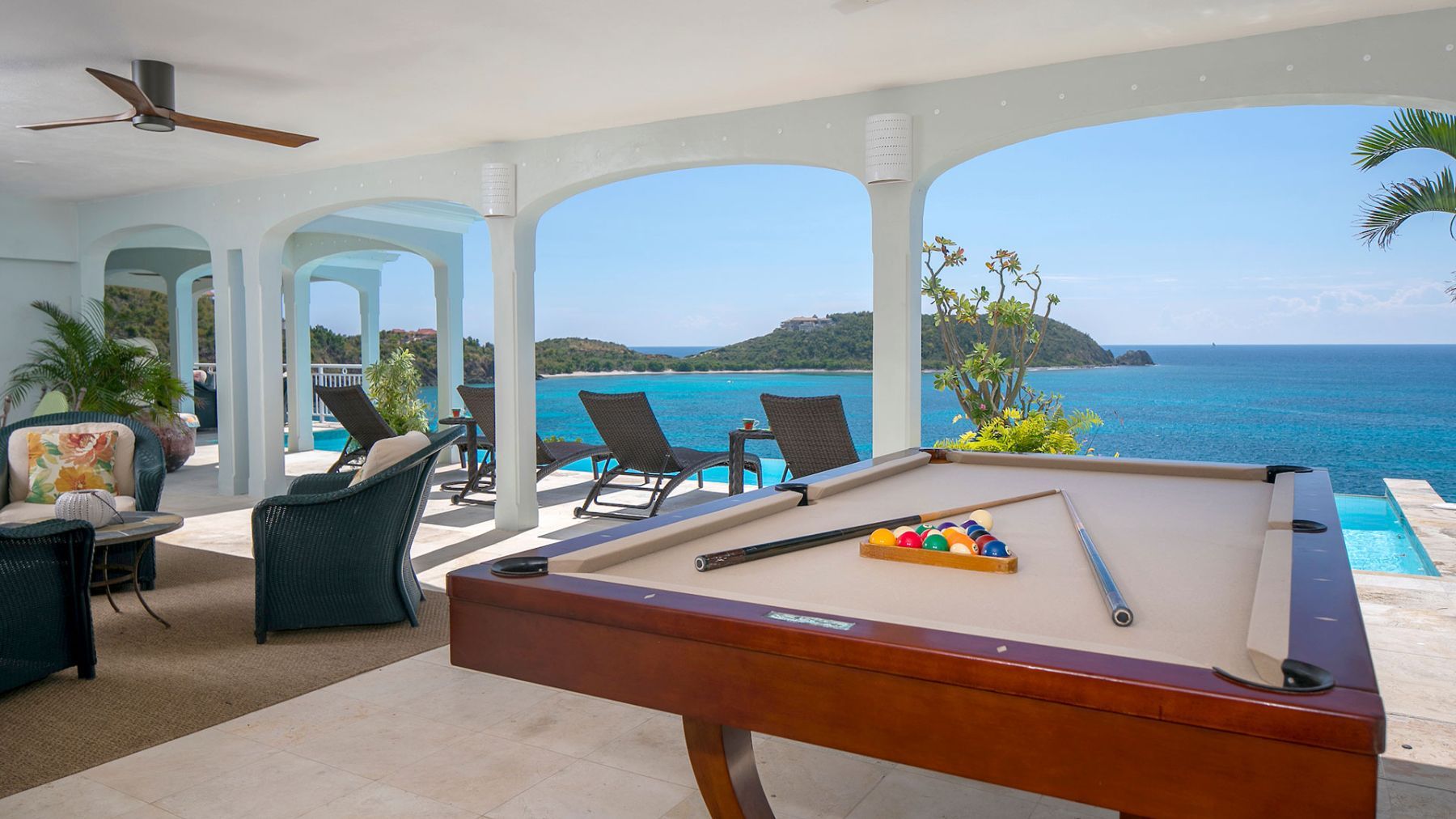 Sea's Edge villa photo.