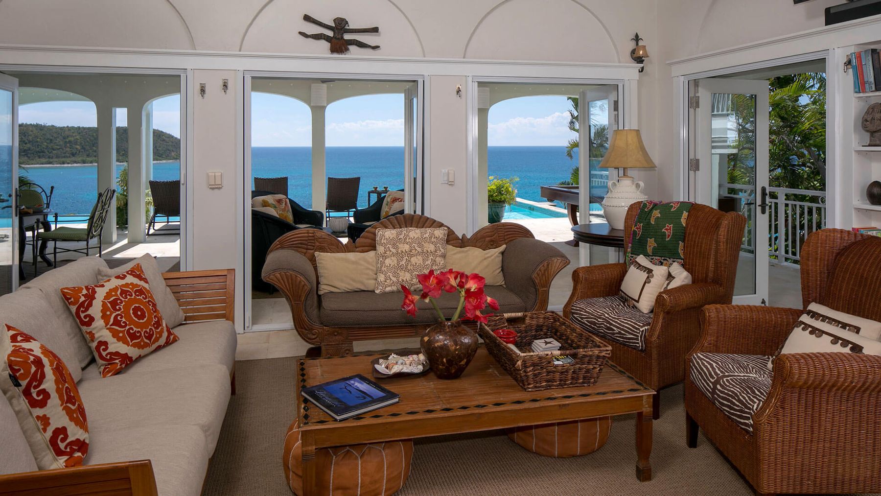 Sea's Edge villa photo.