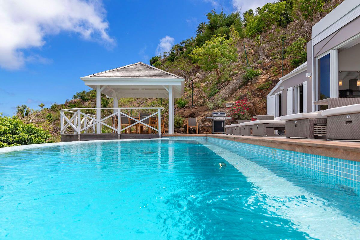 Zetes villa photo.