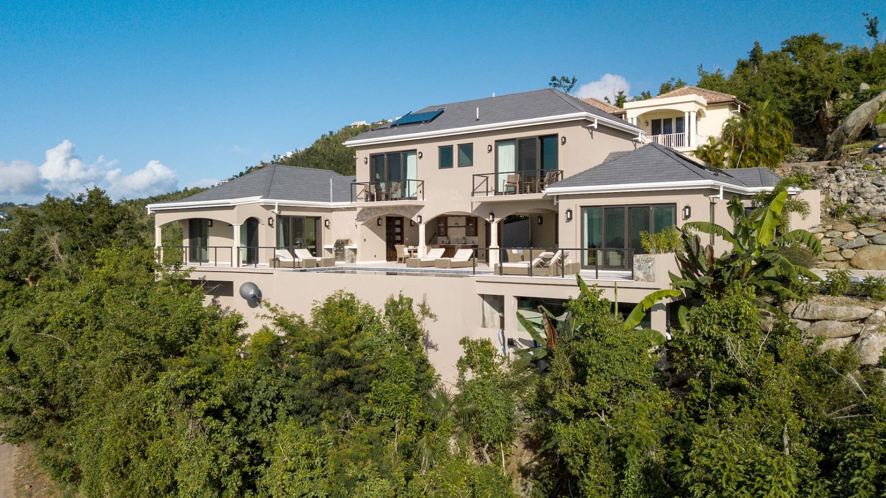 Marathon villa photo.
