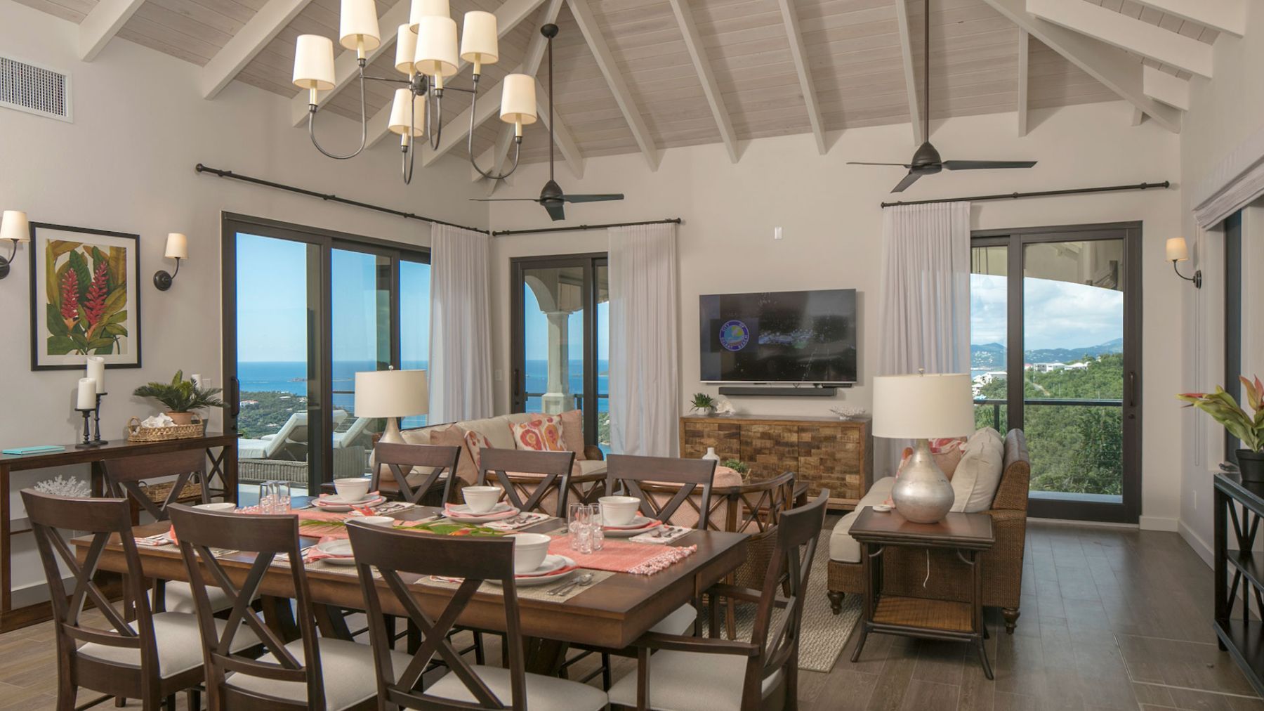 Marathon villa photo.