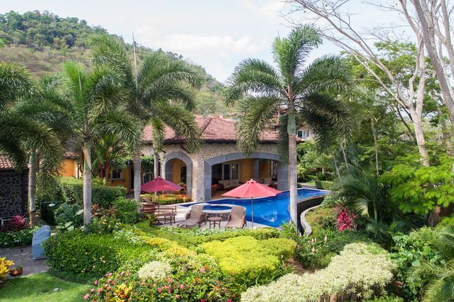 La Perla Villa is located in Altamira, just above the Marina in Los Suenos