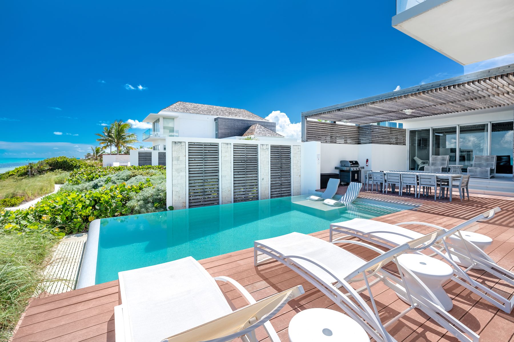 Eos villa photo.